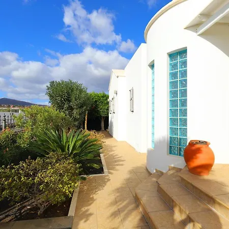 Villa Joanne - 4 Bedroom - Wifi&air Conditioning - Perfect For Families