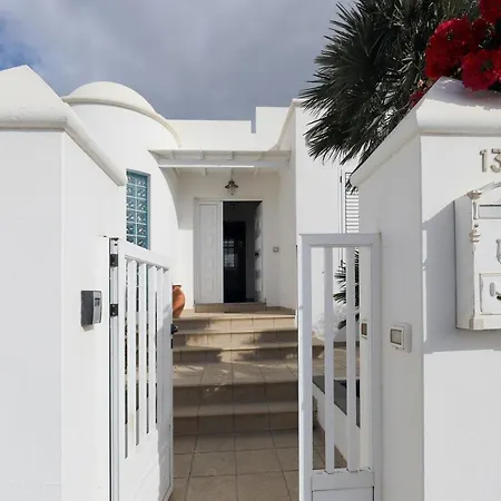 Villa Joanne - 4 Bedroom - Wifi&air Conditioning - Perfect For Families
