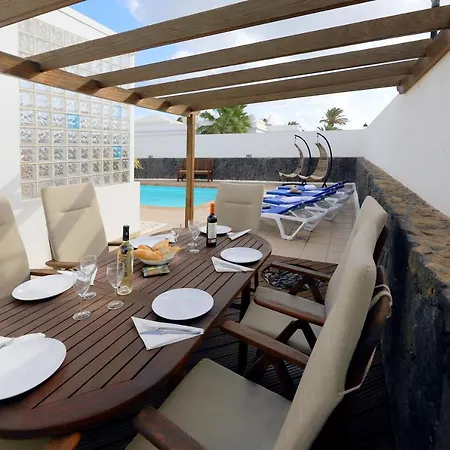 Joanne - 4 Bedroom - Wifi&air Conditioning - Perfect For Families Villa *