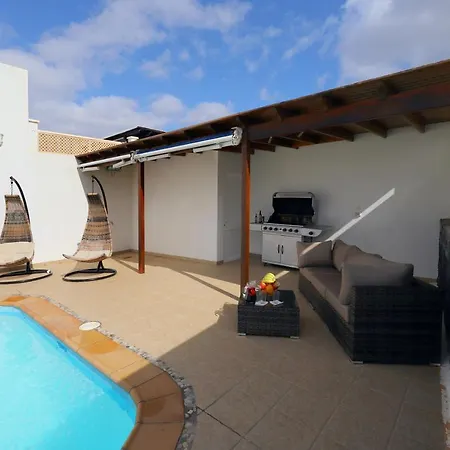 Joanne - 4 Bedroom - Wifi&air Conditioning - Perfect For Families Villa